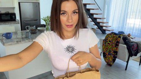 Решила расплатиться за одежду с курьером альтернативным способом